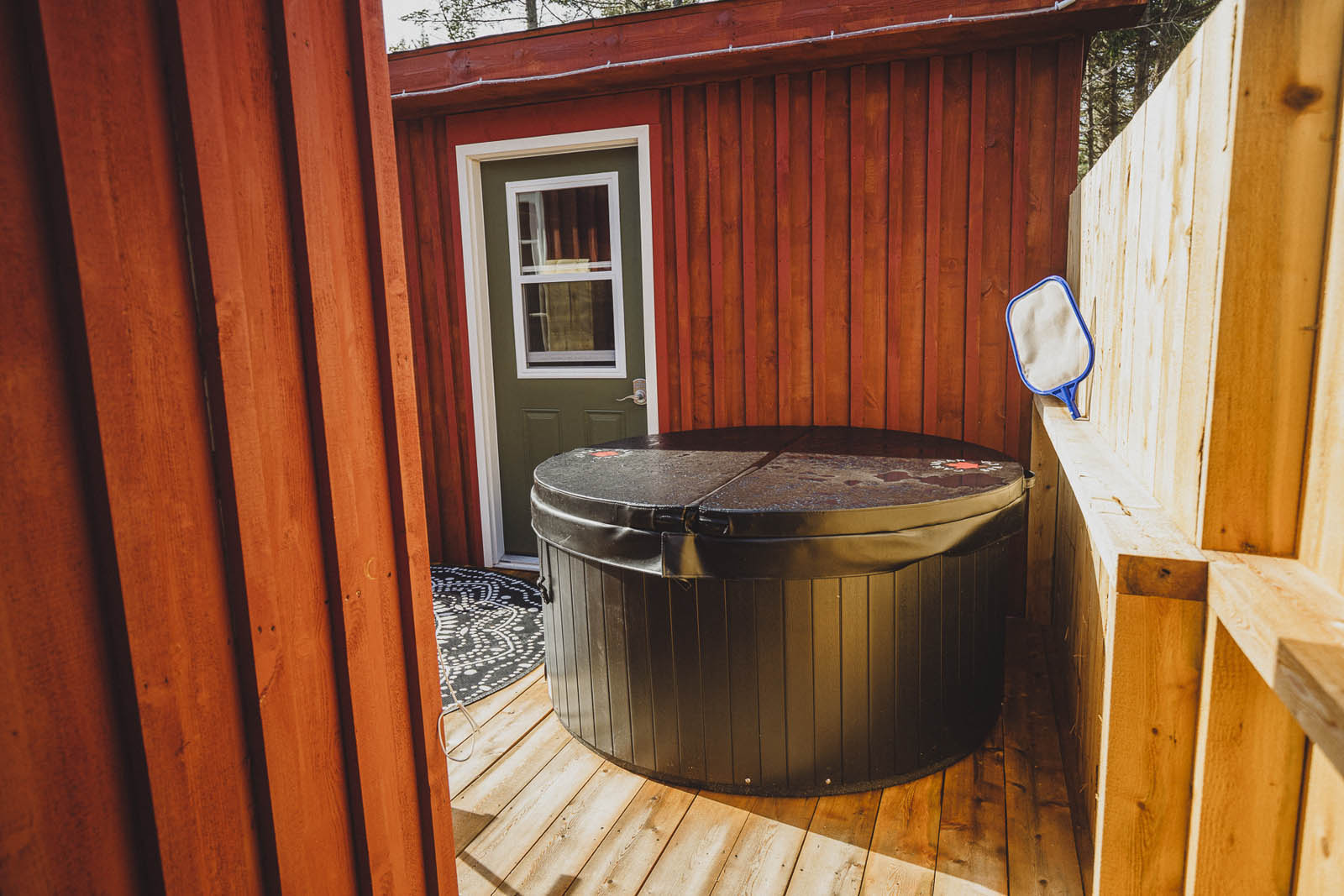 Hot Tub Glamping 