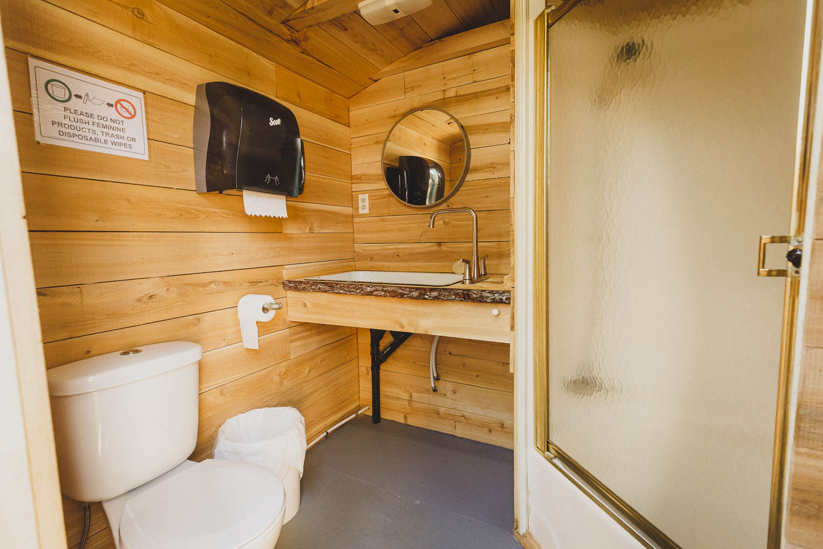 Glamping 3 piece bathroom